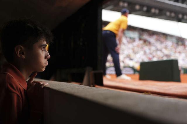 强调个人单 强调个人单