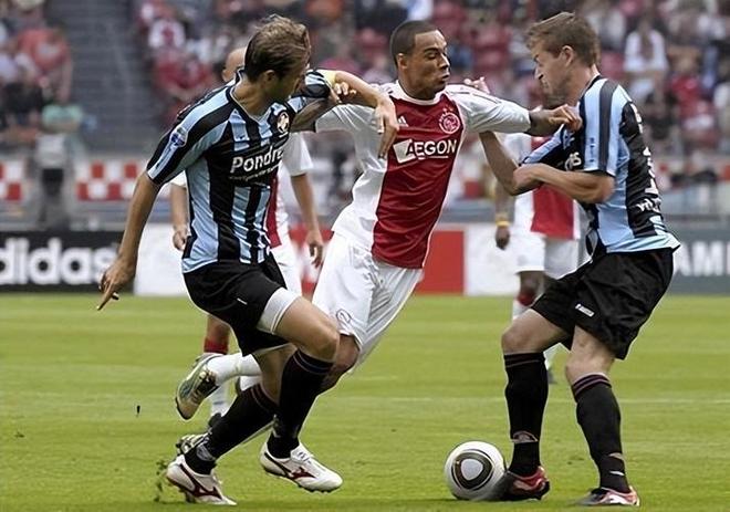 事中打出亮 事中打出亮