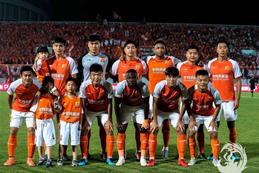 择出国打球 择出国打球